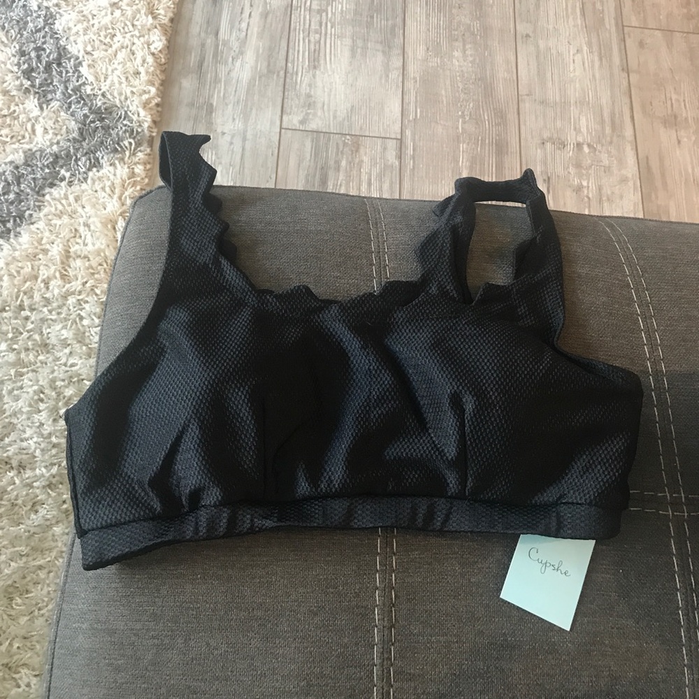 BNWT CupShe